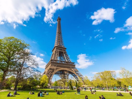 セーヌ川クルーズ＋エッフェル塔入場＆ランチ＋パリ市内観光ツアー＜昼食付／日本語オーディオガイド＞ by ParisCityVision