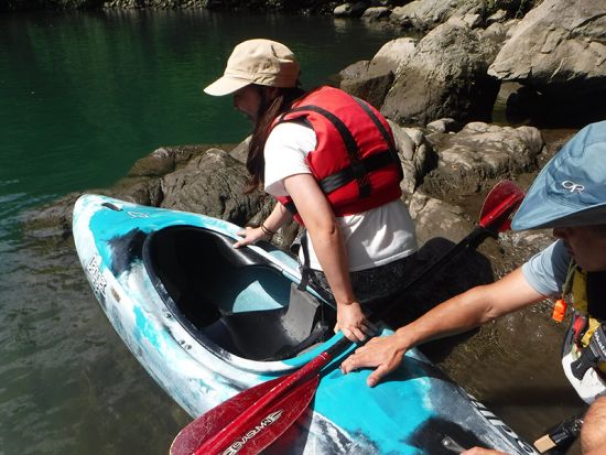 奥多摩 白丸湖カヤック　初心者OK！経験豊富スタッフ同行 ＜4～11月／午前・午後／BBQ付プランあり／青梅市＞by クルーソー