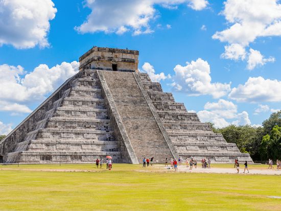 Mexico_Yucatan_Chichen_Itza_shutterstock_517078540