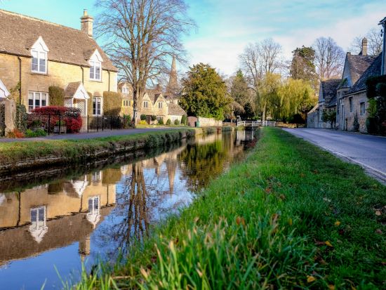 コッツウォルズ10の村から選べる！日帰りツアー＜貸切／10時間／日本語／ロンドン発＞