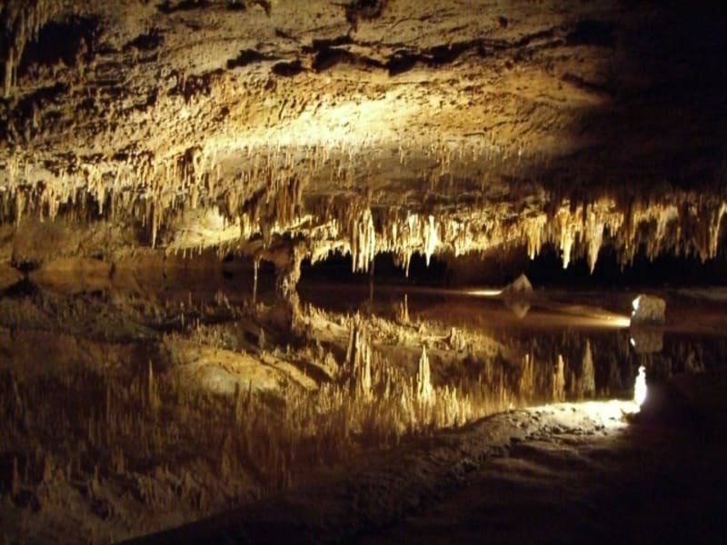 Luray Cavernes Inside