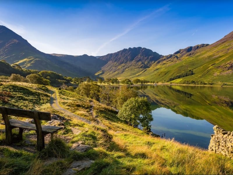 how to get to the lake district from london