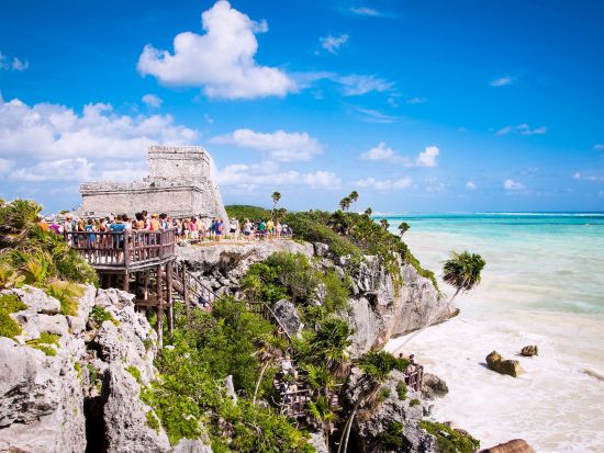 グランセノーテシュノーケリング トゥルム遺跡＋プラヤ・デル・カルメン散策付き＜貸切／1日／昼食／日本人インストラクター／水中写真プレゼント＞
