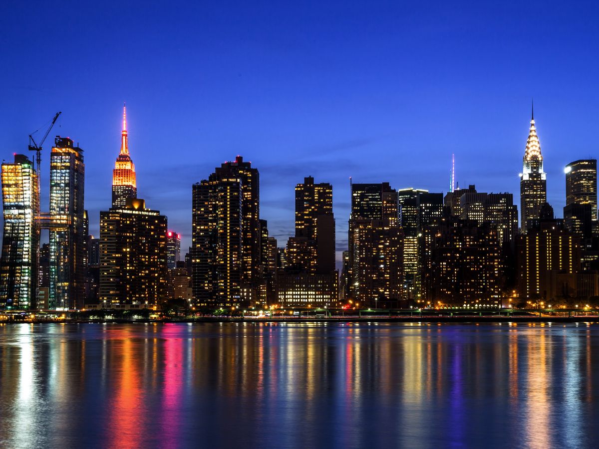 USA_New_York_Manhattan_Skyline_shutterstock_435160045