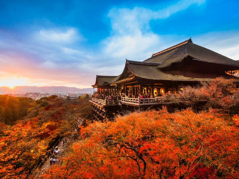 kiyomizudera autumn