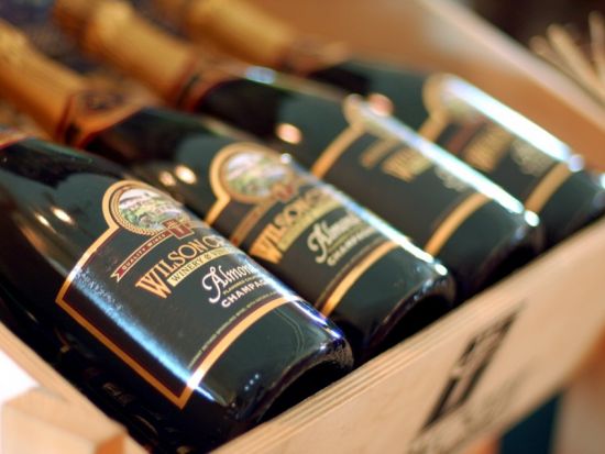 ワイナリー3か所めぐりツアー　ワインの名所テメキュラ＆オールドタウン観光 ＜昼食付き／日本語ドライバーガイド＞