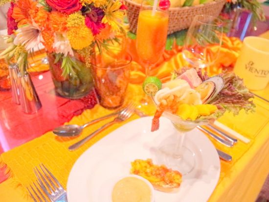 セブ女子旅ナイトツアー☆ ナイトマーケット＋マンゴーづくしのコースディナー「エルヴィエント」＋トップス夜景鑑賞  ＜日本語ガイド＞