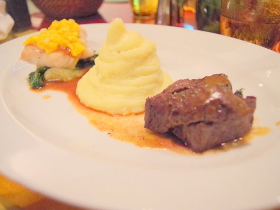 セブ女子旅ナイトツアー☆ ナイトマーケット＋マンゴーづくしのコースディナー「エルヴィエント」＋トップス夜景鑑賞  ＜日本語ガイド＞