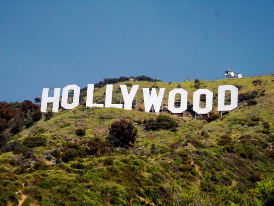 ソーファイ・スタジアム＆ザ・フォーラム　往復送迎シャトル ＜乗合／選べる出発地＞