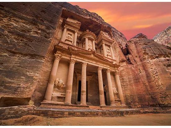 【1泊2日】世界遺産ペトラ周辺泊でじっくり遺跡観光！ペトラ遺跡＋死海＜貸切／英語or日本語／アンマン市内or空港発着／選べるホテルランク＞