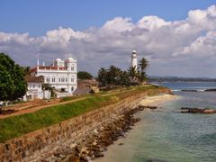 Stroll along the Ramparts of Galle Fort