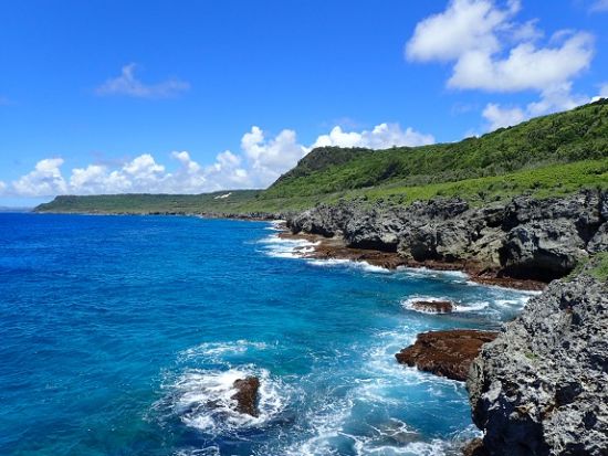 洞窟パガットケーブトレッキングツアー 人気No.1パワースポット！ケン芳賀のグアム秘境探検＜午前／少人数／公認日本語ガイド／送迎付き／貸切プランあり＞