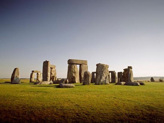 世界遺産ストーンヘンジ半日観光ツアー ＜入場料込み／ロンドン発＞＊申込と同時に即予約確定
