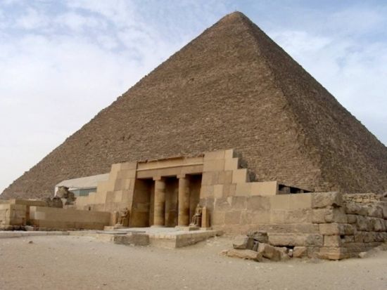 【貸切】ギザの3大ピラミッドツアー　ナイル川ディナークルーズ付きプランあり ＜選べるオプション／終日／日本語／送迎付／カイロ発＞