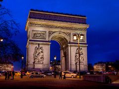 arc-de-triomphe-1283422_1920