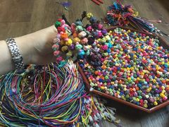 Making Knot Bracelet