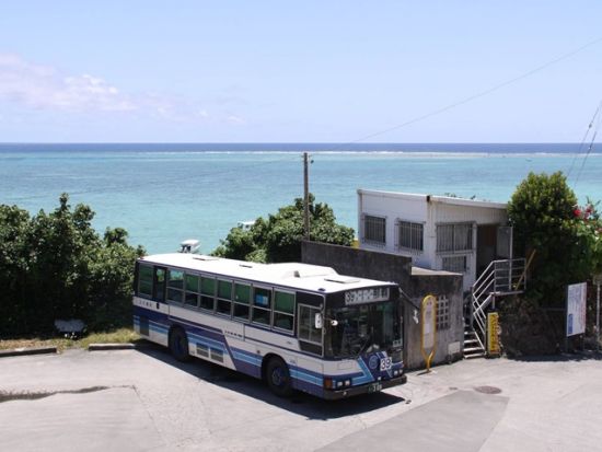 【沖縄路線バス周遊パス】沖縄本島内4社の路線バス乗り放題チケット＜1日券or3日券から選択／ゆいレール1日乗車券付きプランあり＞by JTB沖縄