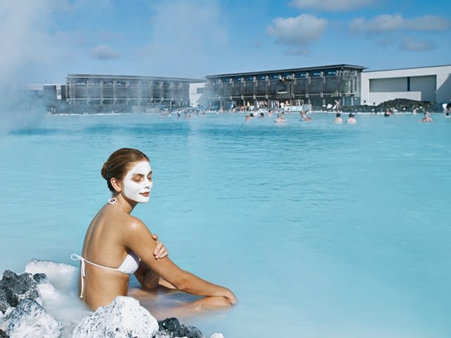 Blue Lagoon Spa Experience with Transfers from Keflavik