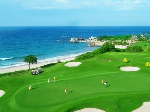 ビンタン島】リアビンタン・ゴルフクラブ（Ria Bintan Golf Club） 選べる日帰り or 宿泊付き＜送迎付＞ |  シンガポールの観光・オプショナルツアー専門 VELTRA(ベルトラ)