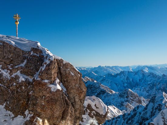 Germany_Zugspitze_shutterstock_737743159