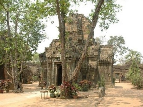 ミニ・アンコールワット半日チャーターツアー ＜日本語ガイド／貸切／プノンペン発＞