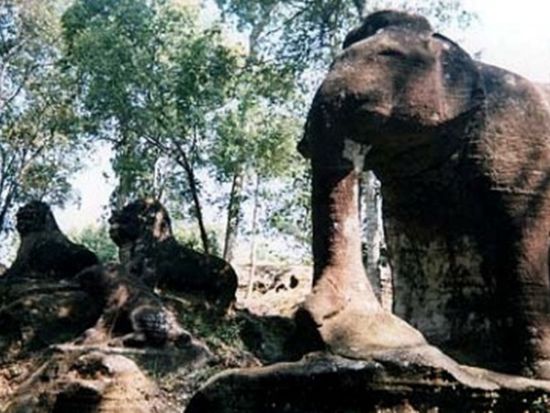 クーレン山トレッキングツアー ＜貸切／日本語ガイド／半日／シェムリアップ発＞