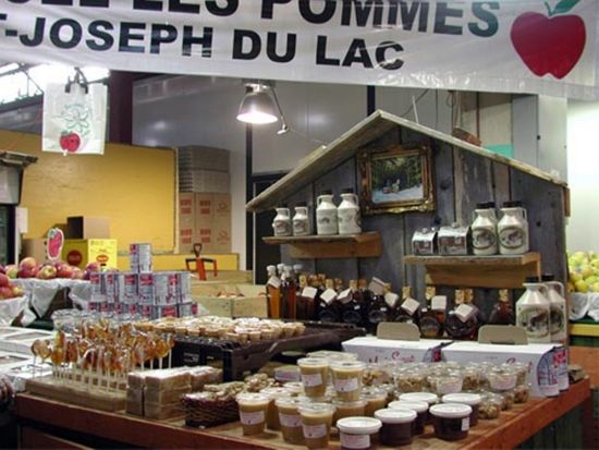 ジャンタロン市場 ウォーキングツアー　地下鉄1日チケット付き ＜日本語ガイド／モントリオール発＞