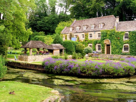 コッツウォルズ3つの村 日帰りツアー バイブリー＋ボートン＋スローター 専用車でしか行けない村へ ＜貸切／日本語アシスタント／ロンドン発＞by [みゅう]