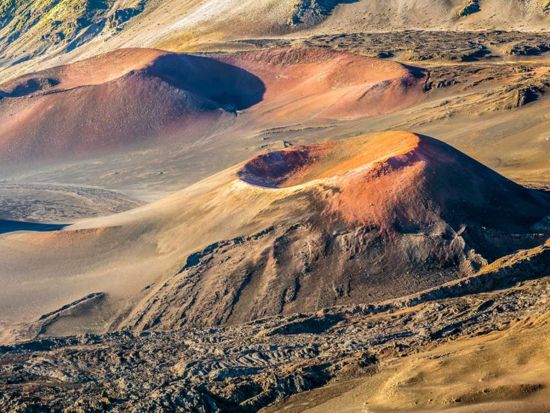 ハレアカラ山頂　日の出鑑賞ツアー＜英語ガイド／朝食付き／レンタル防寒具あり＞