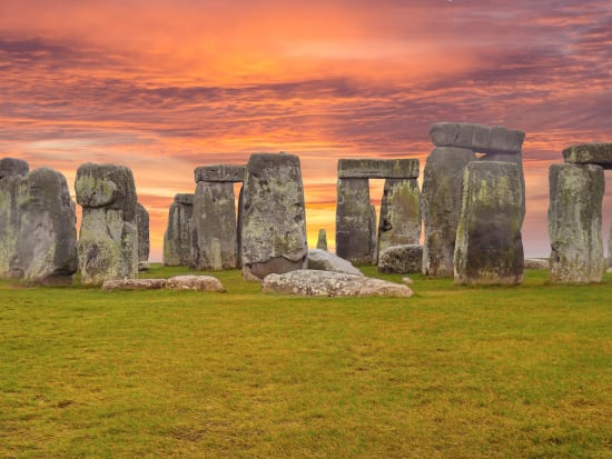 UK, England, Stonehenge, Sunset