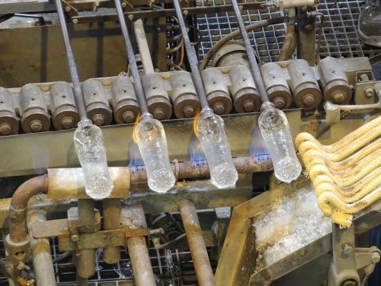 イッタラ社工場 お買い物日帰りツアー＜貸切／日本語ガイド／ヘルシンキ発＞