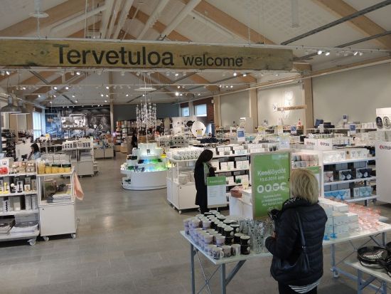 イッタラ社工場 お買い物日帰りツアー＜貸切／日本語ガイド／ヘルシンキ発＞