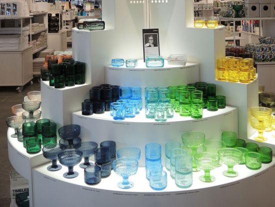 イッタラ社工場 お買い物日帰りツアー＜貸切／日本語ガイド／ヘルシンキ発＞