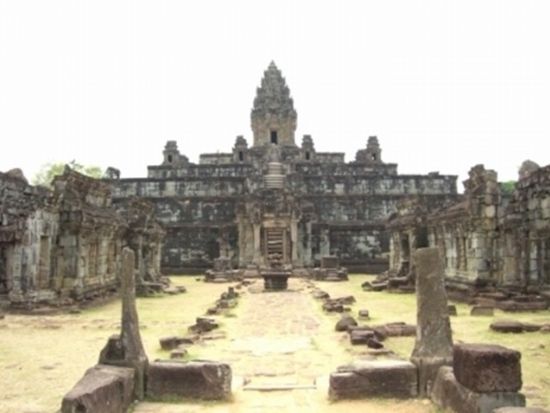 ロリュオス遺跡群と影絵人形つくり体験ツアー！歴史と伝統芸能に触れよう！