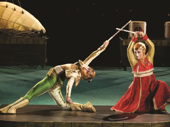 『カー』シルク・ドゥ・ソレイユ　チケット予約