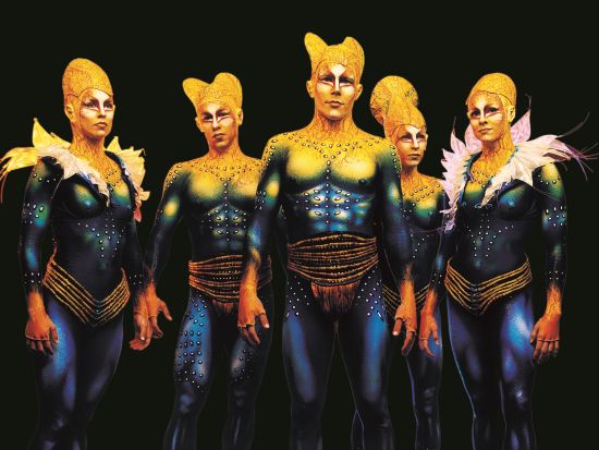 『カー』シルク・ドゥ・ソレイユ　チケット予約