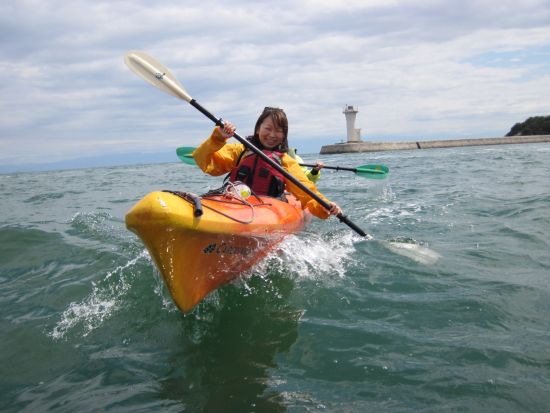 シーカヤックツアー 瀬戸内海国立公園「鞆の浦」で絶景をめぐる 初心者体験プランあり＜軽食または昼食付／福山＞by 村上水軍商会