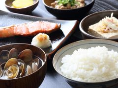 Japan_Generic_Japanese_Teishoku_Breakfast_Shutterstock_653461597