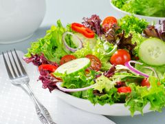 Generic_ Salad_Shutterstock_117530329