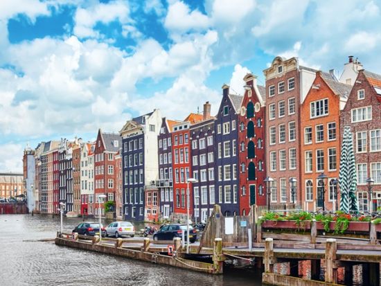 乗継時間を利用！アムステルダム市内観光ツアー ＜日本語ガイド貸切／公共交通機関／選べる滞在時間／スキポール空港発着＞