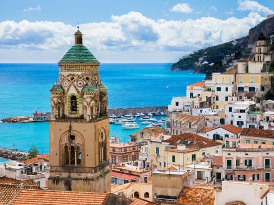 アマルフィ＆ポンペイ観光1泊2日ツアー ローマ～ナポリ間列車利用 ナポリの3つ星または4つ星ホテル宿泊付き＜貸切／ローマ発＞by Max Harvest