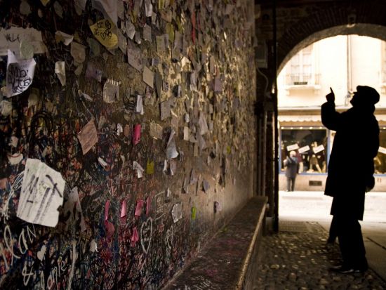 列車で行く ヴェローナ日帰りツアー ＜貸切／日本語アシスタント＞