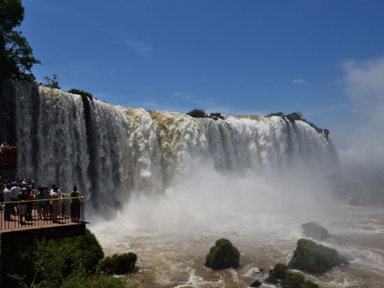 ブラジル側から望むイグアスの滝1日観光ツアー 英語ガイド イグアス発 イグアスの観光 オプショナルツアー専門 Veltra ベルトラ ブラジル側から望むイグアスの滝1日観光ツアー 英語ガイド イグアス発 イグアスの観光 オプショナルツアー専門 Veltra ベルトラ