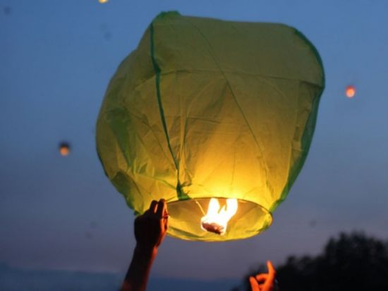 【3月11日～5月11日限定】北海岸の絶景巡り！老梅石槽・九份・十分（天燈上げ）・野柳女王頭（クイーンズヘッド）　混載または貸切＜日本語／台北発＞