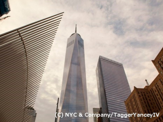 ニューヨーク市内観光ツアー　自由の女神リバティ島上陸＆グラウンド・ゼロ＆マンハッタン車窓観光 ＜半日 or 終日／日本語ガイド＞ by H.I.S.