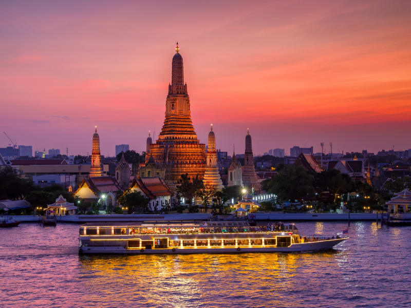 Bangkok_Chao Phraya Cruise_shutterstock_496770685