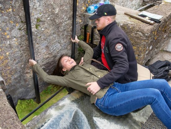 南アイルランド日帰りツアー　伝説の残るブラーニー城＆ロック・オブ・カシェル＆反乱の都市コーク ＜英語ドライバーガイド／ダブリン発＞