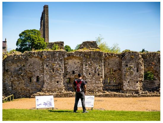 ボイン渓谷日帰りツアー　タラの丘＆トリム城＆ラフクルーの墓地 ＜英語ドライバーガイド／ダブリン発＞