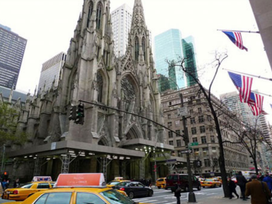 ニューヨーク観光ツアー　リバティー島上陸＆自由の女神クルーズ＆ハイライン＆チェルシーマーケット ＜日本語ガイド＞