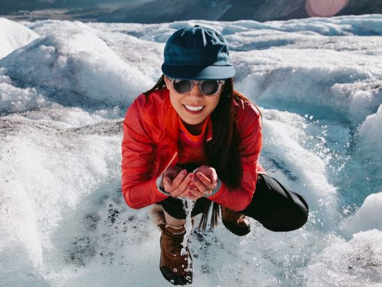 世界遺産カナディアンロッキー コロンビア大氷原1日観光ツアー　雪上車＆スカイウォーク＆クロウフット氷河＆ボウ湖 ＜5～10月／昼食付き／英語ガイド＞